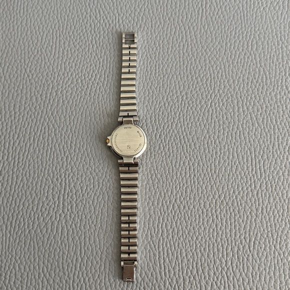 DUNHILL SWISS SILVER & GOLD TONE DATE SECOND HAND QUARTZ WATER RESISTANT WATCH - Picture 11 of 14